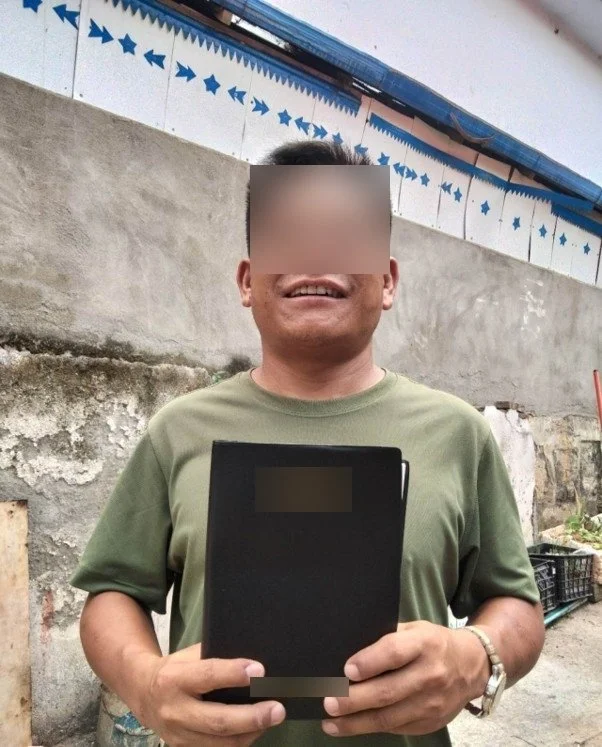 6 Ai Lheu WA_blurred2.jpg