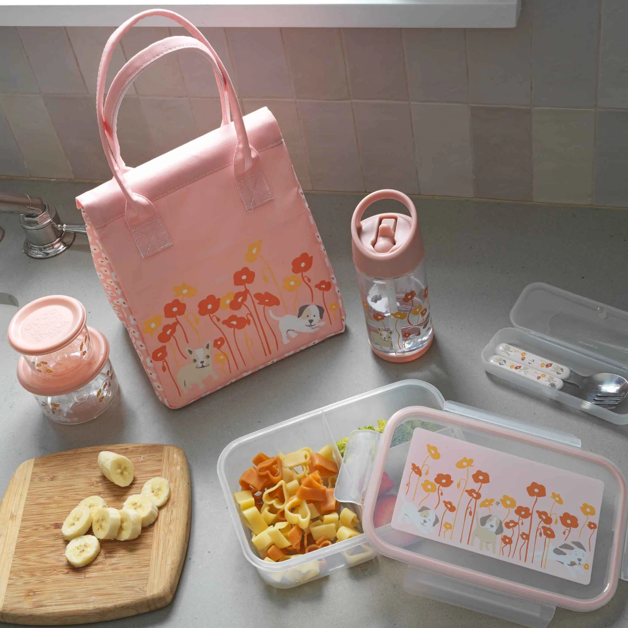 A1483_Good_Lunch_Bento_Box_Puppies_Poppies_03_2000x2000.png