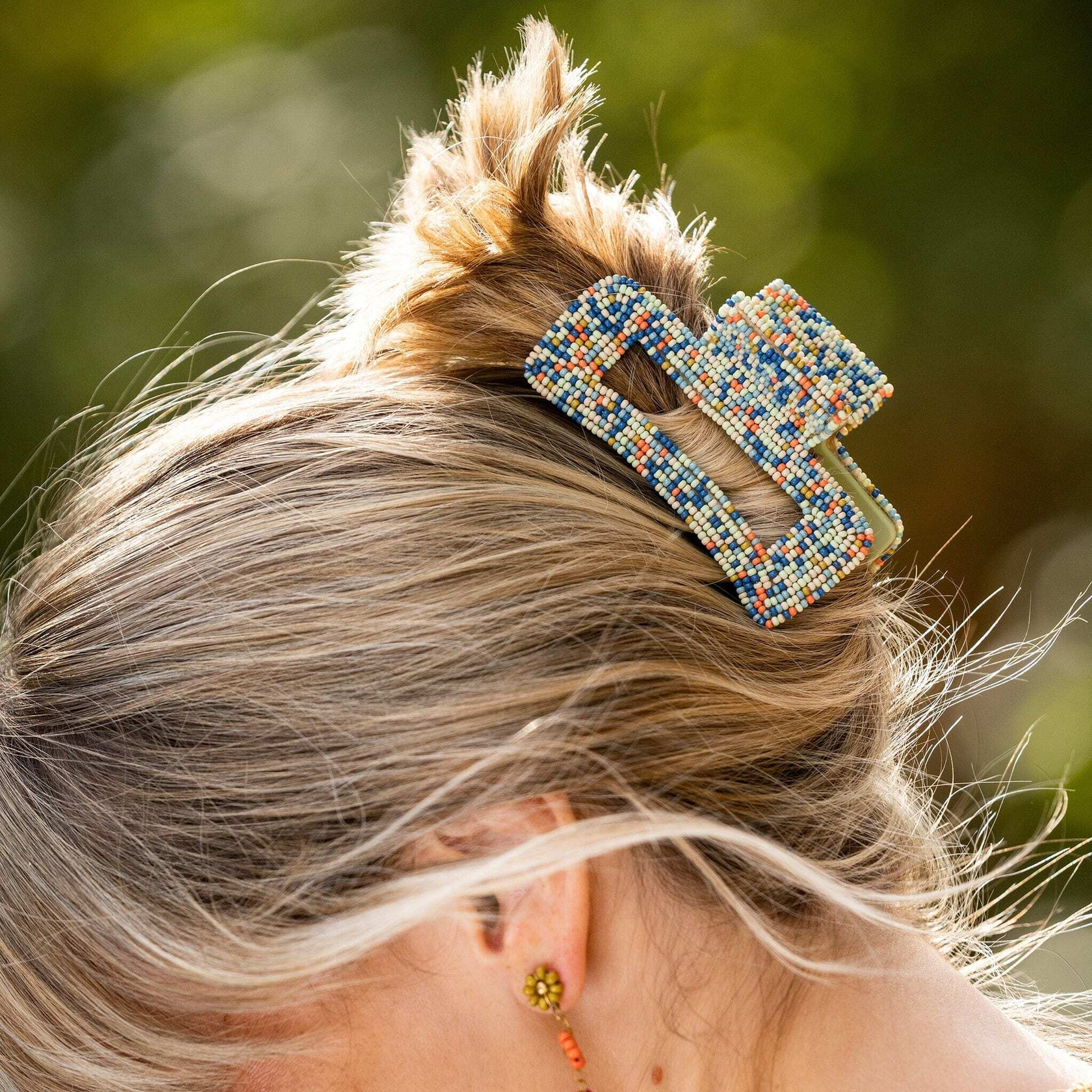 lola-confetti-beaded-hair-claw-clip-coastal-sbha0601cs-42960220094657_1680x.png