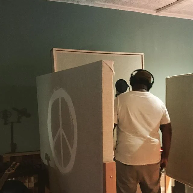 Creating new #beats for your listening #pleasure.... the man himself: @mrklbunton on #vocals
.
#afrofunk #newyork #brooklyn #bushwick #doomsoul #rock #music