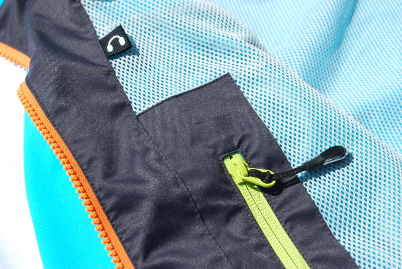 womens-mountain-music-pocket.jpg