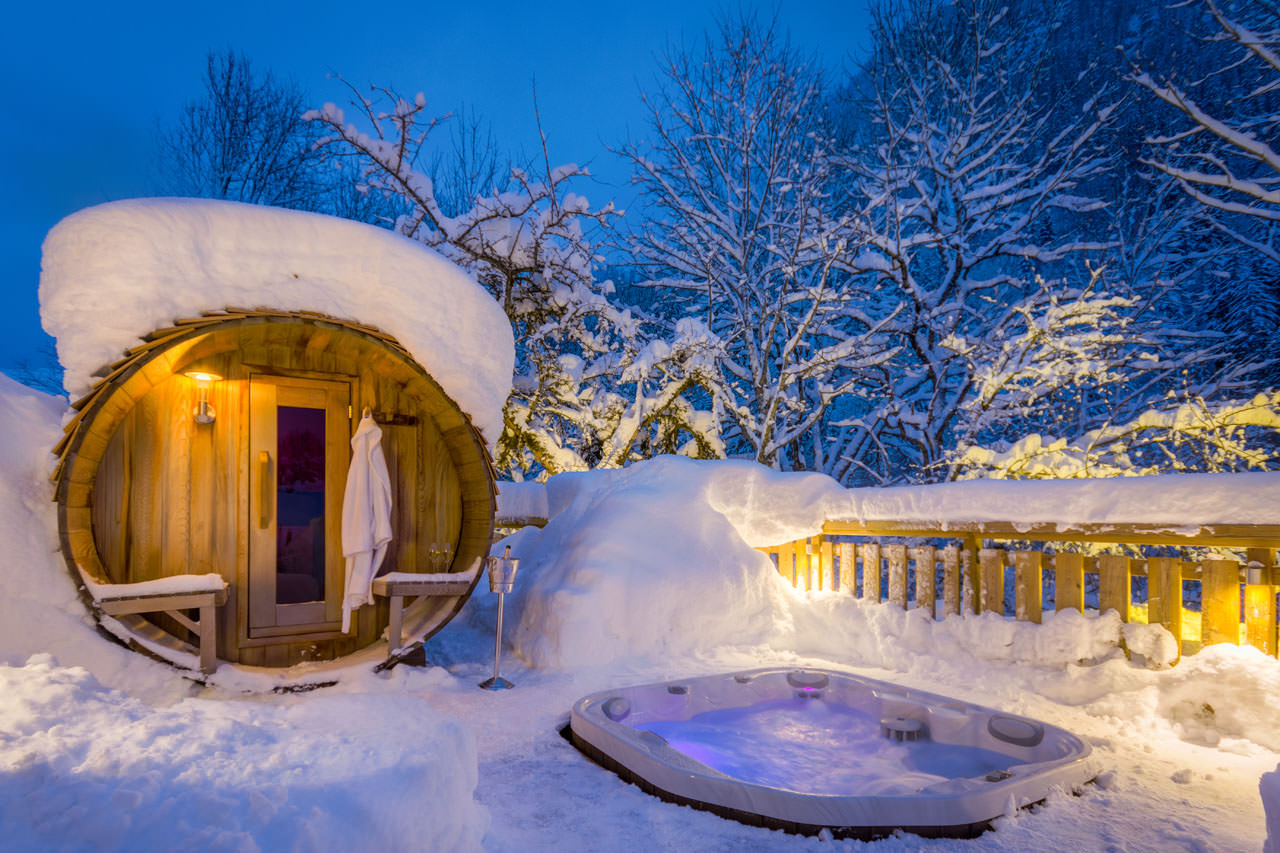 Pure Snow Top 10 Most Amazing Places To Stay In The Snow - Chalet Twenty26 1.jpg