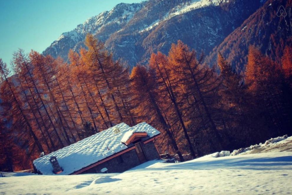 Pure Snow Top 10 Most Amazing Places To Stay In The Snow - Italy Chalet 2.JPG
