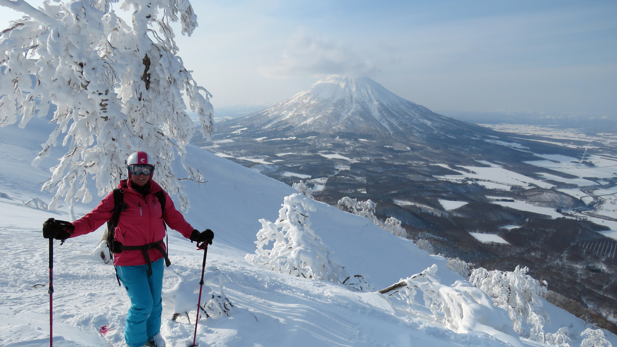 Mt Yotei in the background on a beautifully fine day.