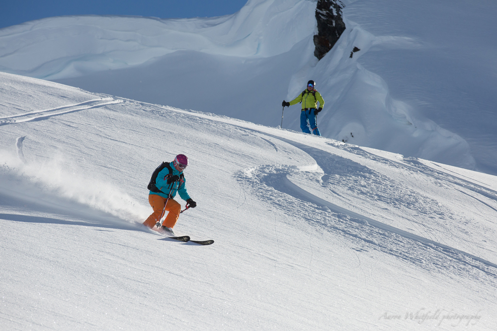 pure-brandz-powderhounds-skiing-northern-escape-heli-skiing-12.jpg