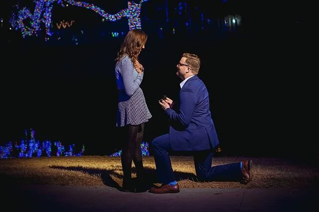 💎 Congrats to you both 💎
.
.
.
Photo by @inphiniteimages .
.
.
#engagement #proposal #christmas #love