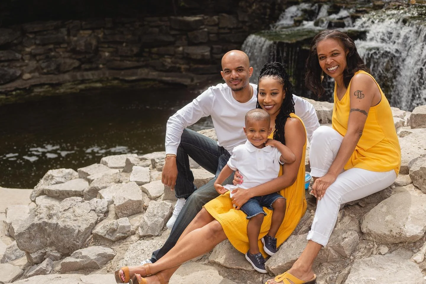 Great session with some of my favorite people.
.
.
#dallasphotographer #familyphotos #dfwphotographer