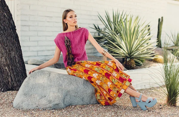 KENDALRILEY_FALLFASHION_DESERTMAGAZINE_019-M.jpg