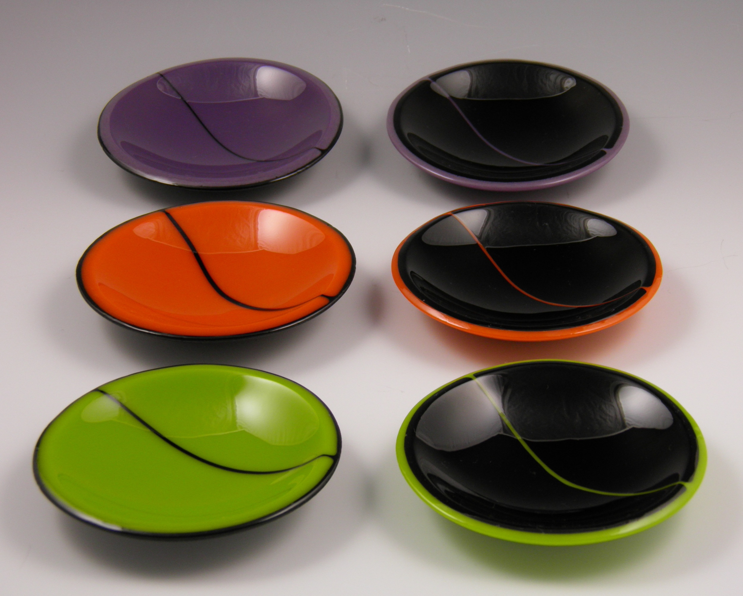 black & green, orange or purple wobble bowls