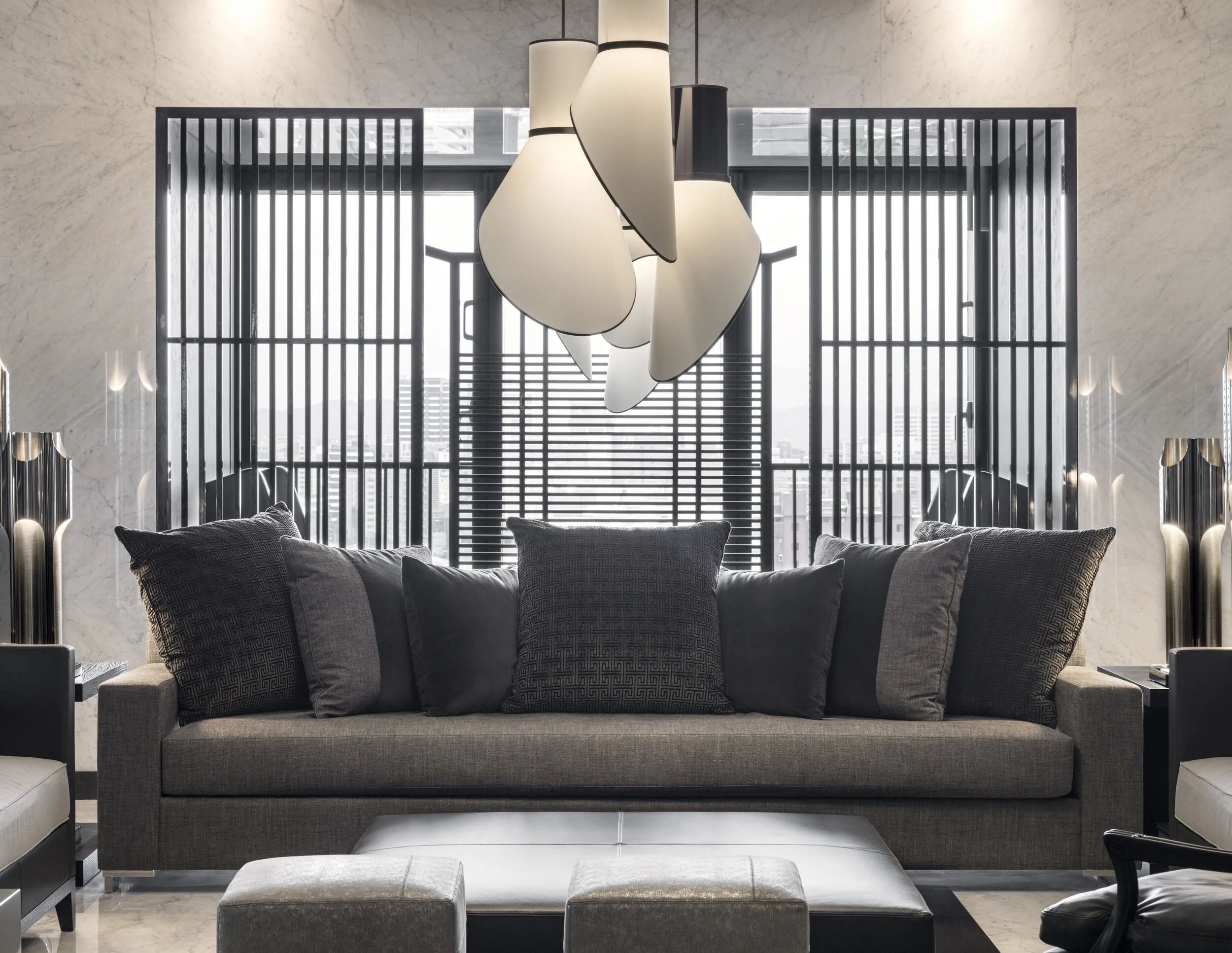 KELLY HOPPEN_ONE DAAN_LOUNGES-TAIPEI-00001.jpg