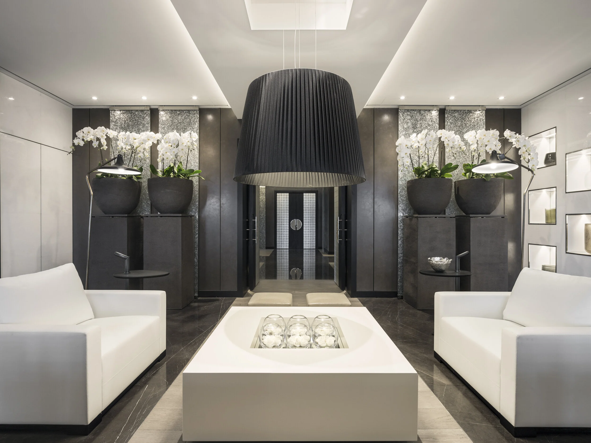 KELLY HOPPEN_ONE DAAN_LOUNGES-TAIPEI-00011.jpg