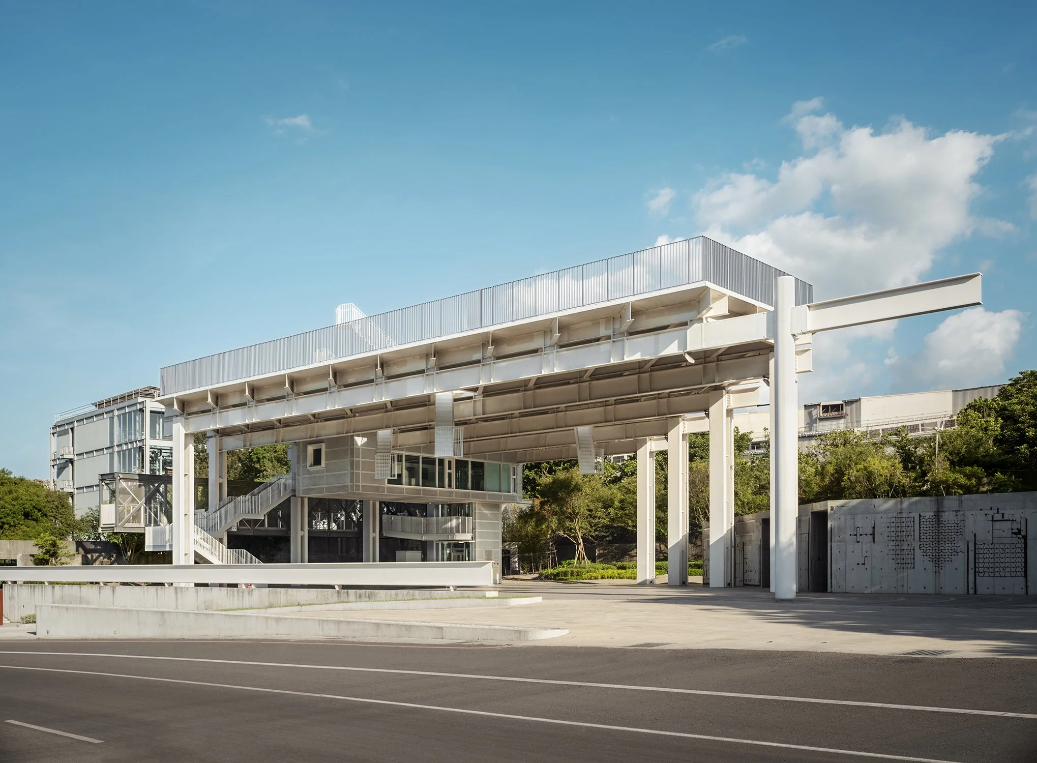 大尺建築+郭旭原建築師事務所 . Kuo + Huang & Associates . 東和鋼鐵苗栗廠, 台灣 . Tung Ho Steel Miaoli Plant, Taiwan