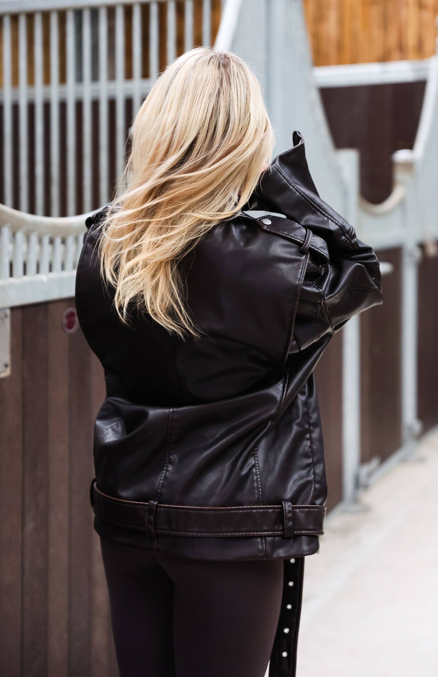 V_H_5622-2.jpg