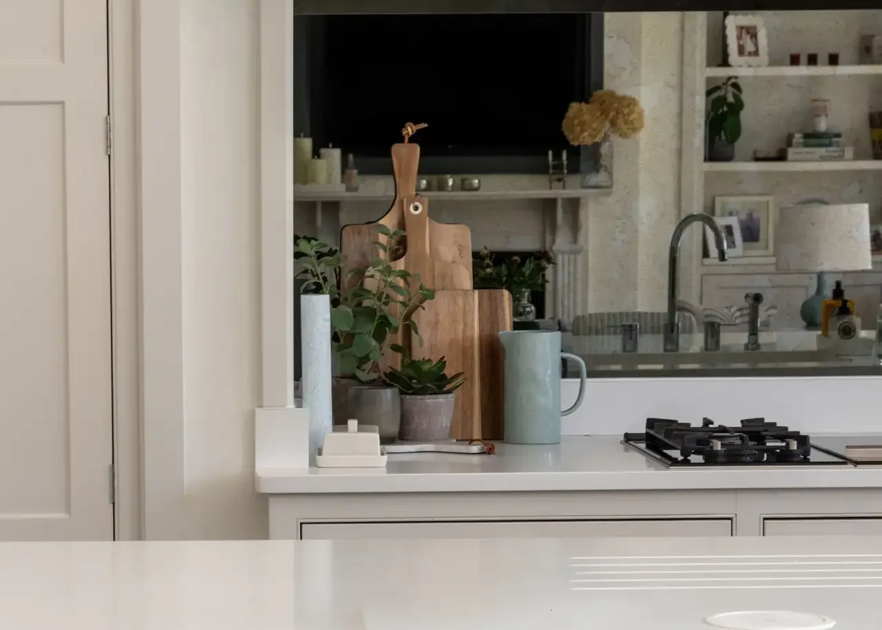 styled-home-studios-contemporary-comfort-pr8-3.webp