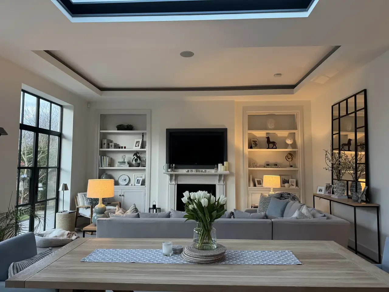 styled-home-studios-contemporary-comfort-pr8-8.webp