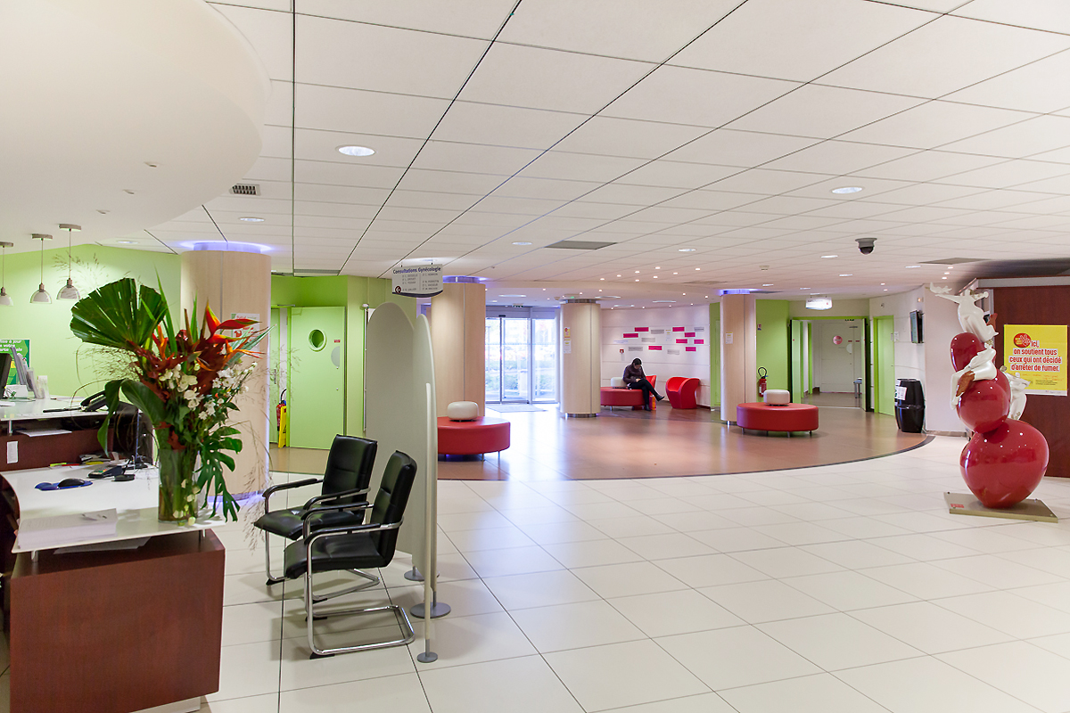 10_charlotte_bureau_10.jpg
