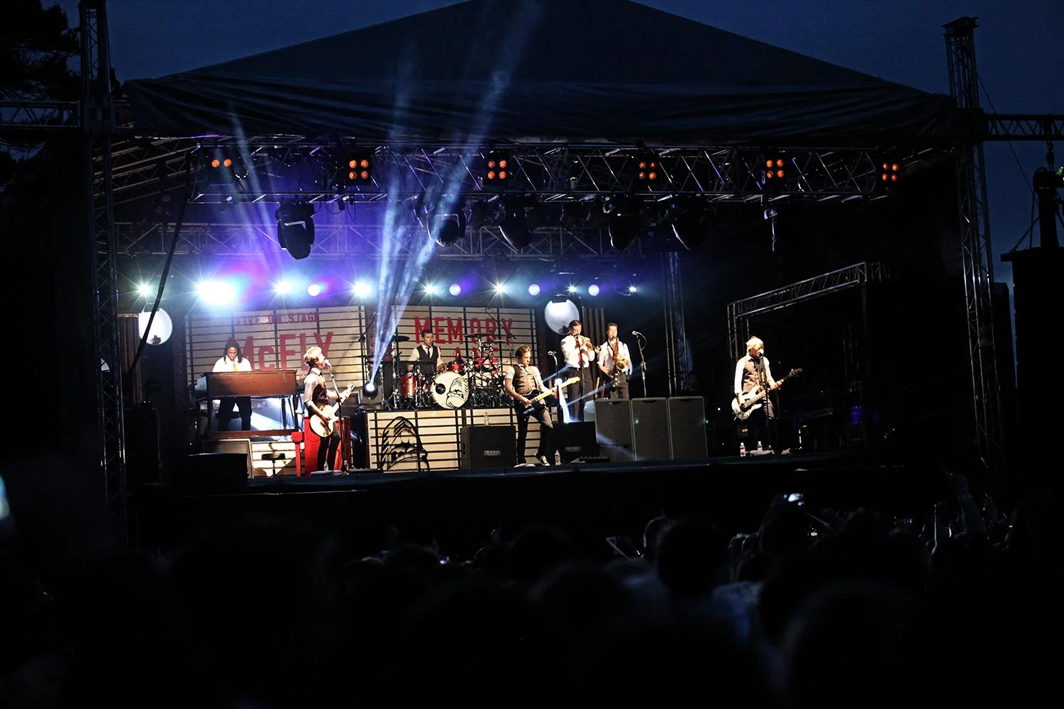 McFly-Live.jpg