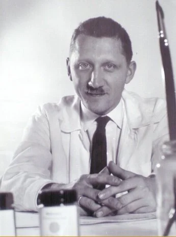 Leo Wollner in his atelier