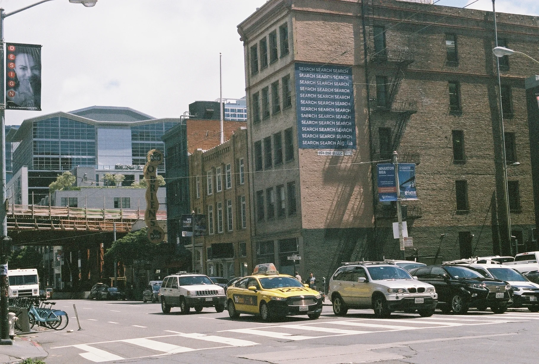 A169016_001.jpg