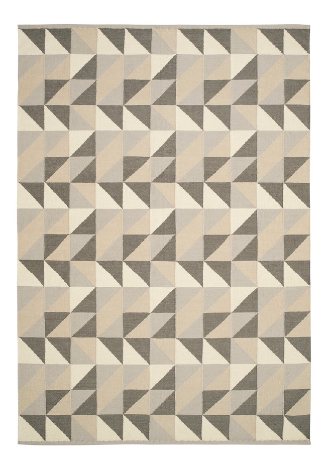 TRIANGLE I ASH