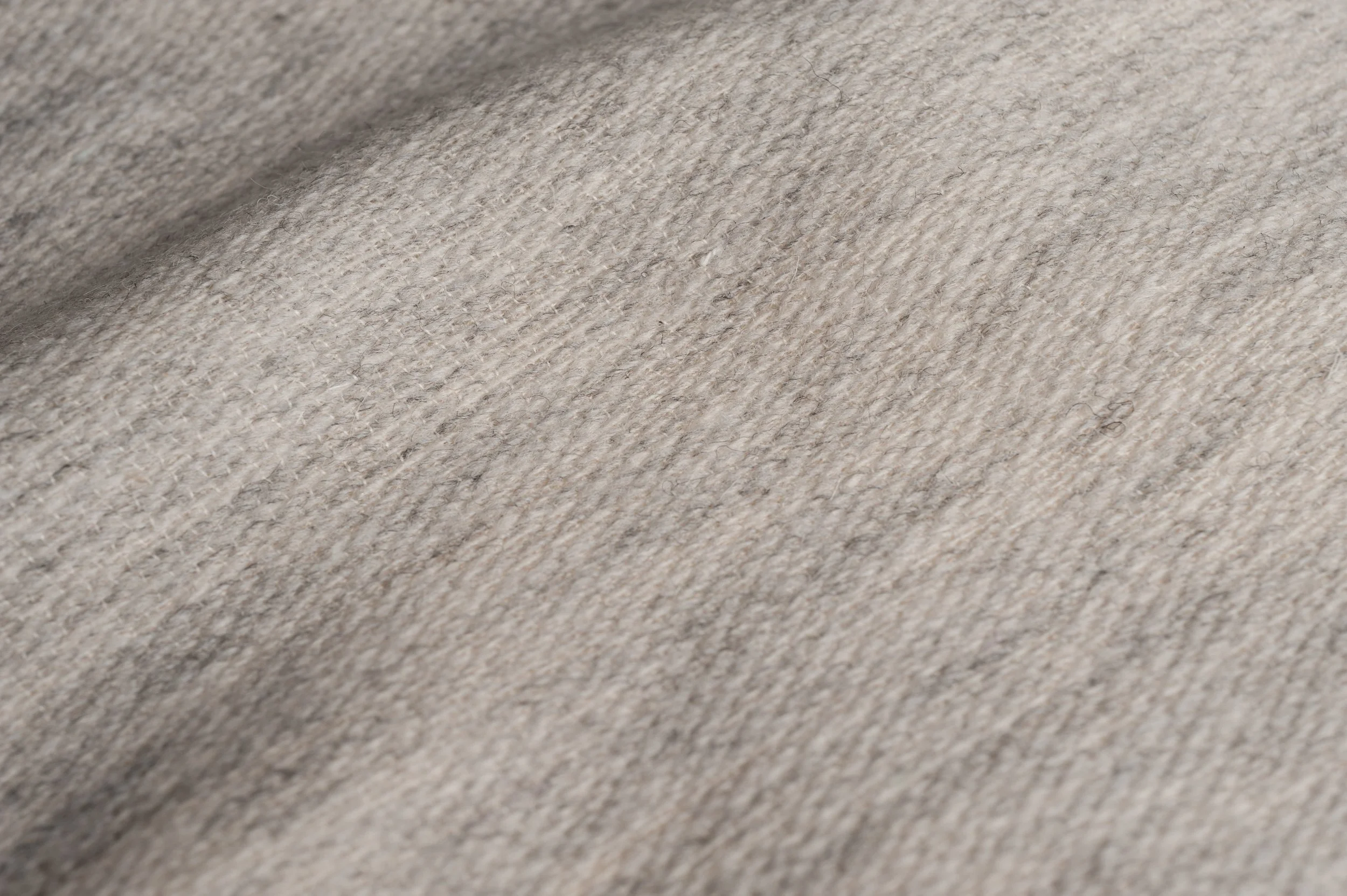TEXTURED WOOL I SILVER