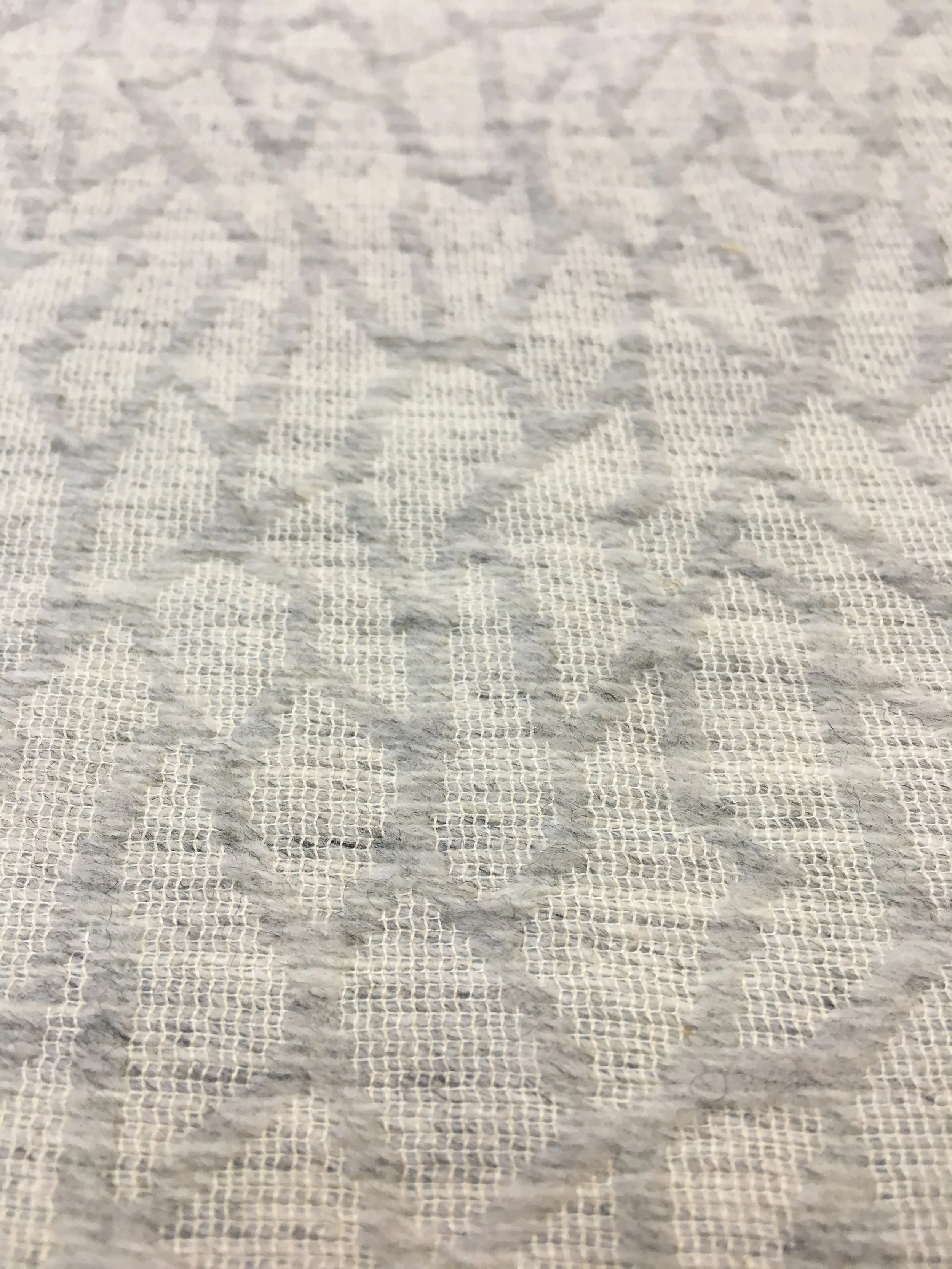 FROSTED I COOL GREY