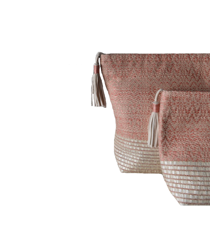 POUCHES