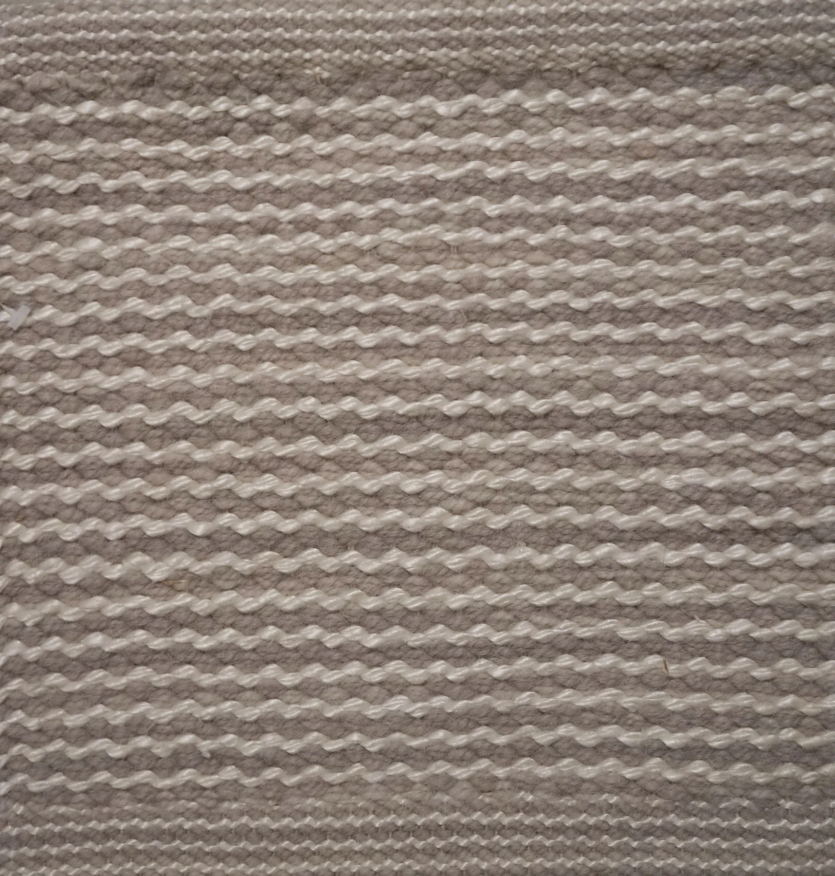BRAIDS HORIZONTAL I NATURAL & SILK