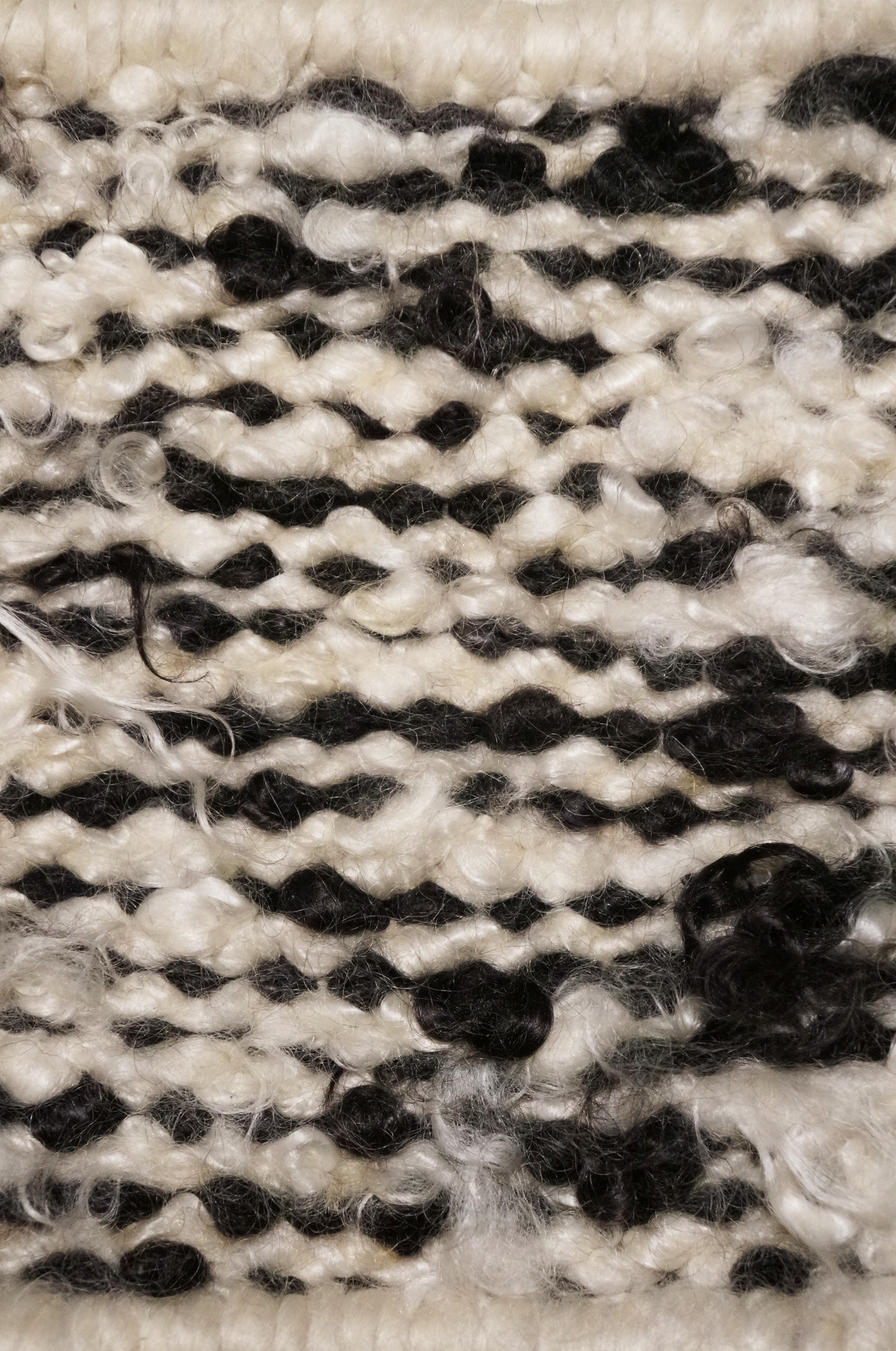 CURLY MOHAIR RIVER WEAVE I BLACK & WHITE