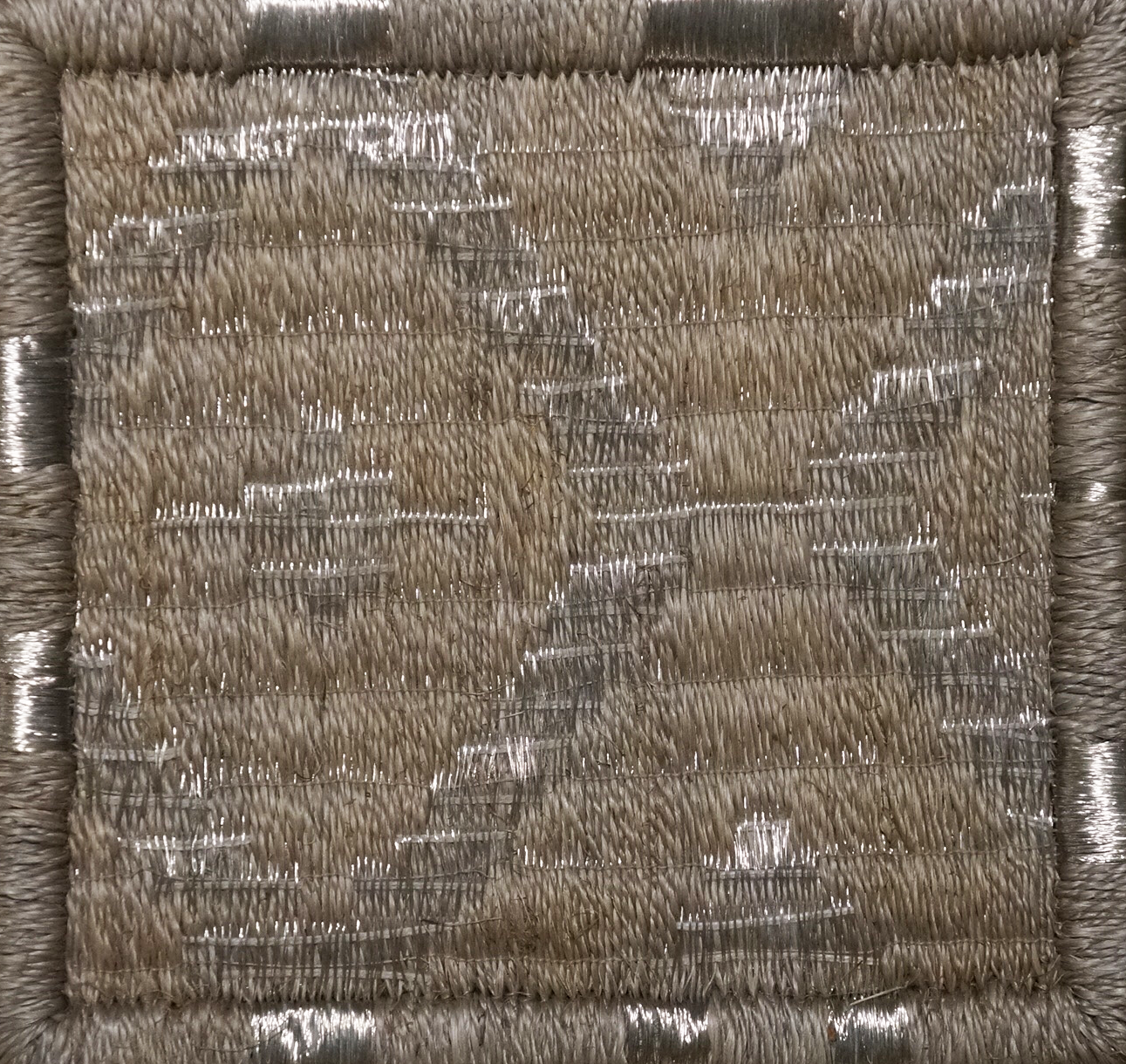 #32 LIGHT GREY