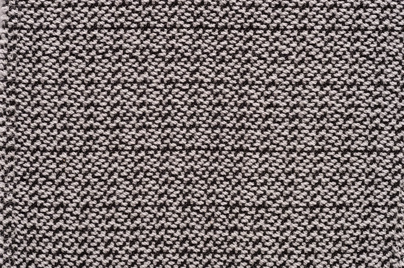 ZAREMBO I GRANITE