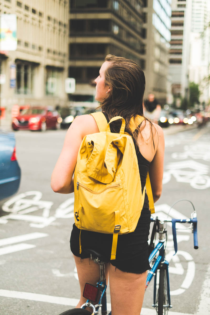 The Girl with the yellow backpack