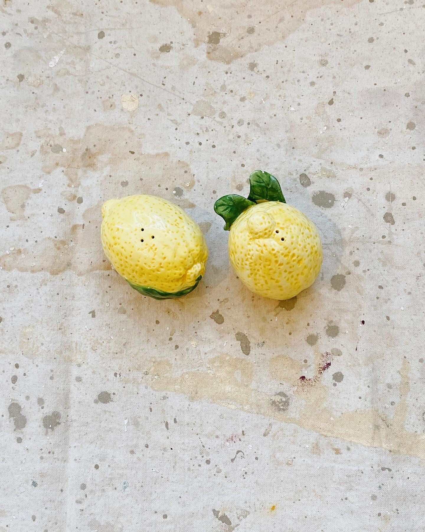 citrusy solids 🍋

#vintageclothing #italianvintage #lemon #citrus #summervintage