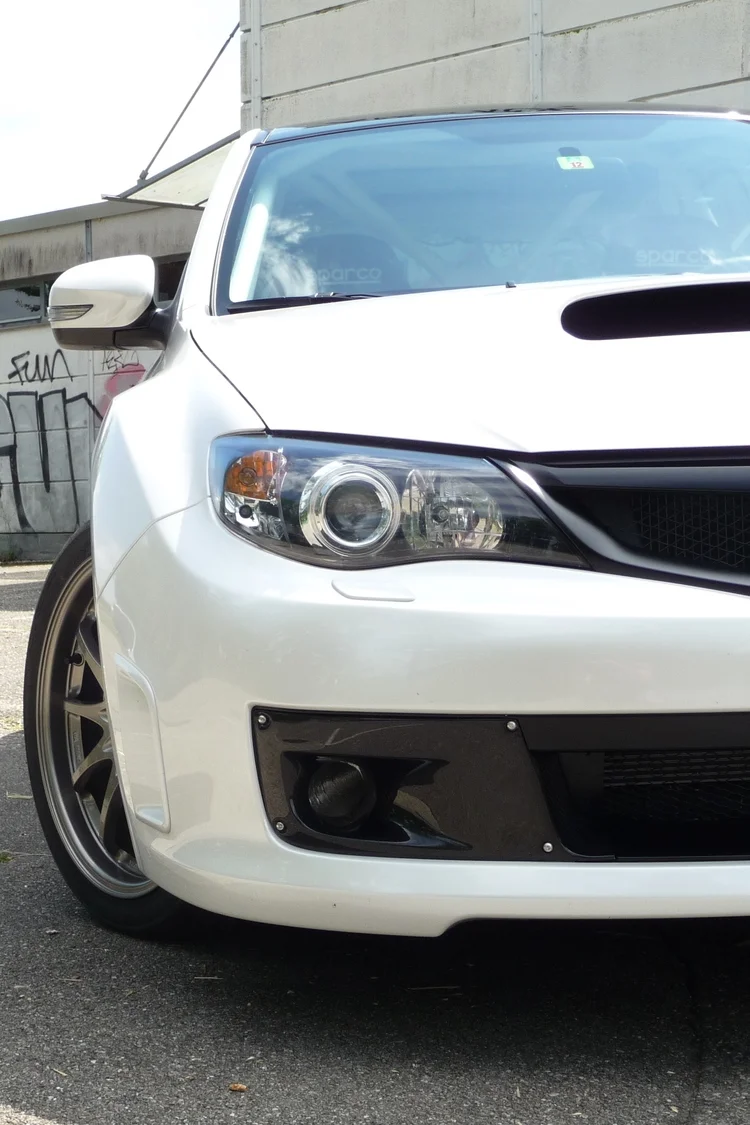 Carbon brake ducts
