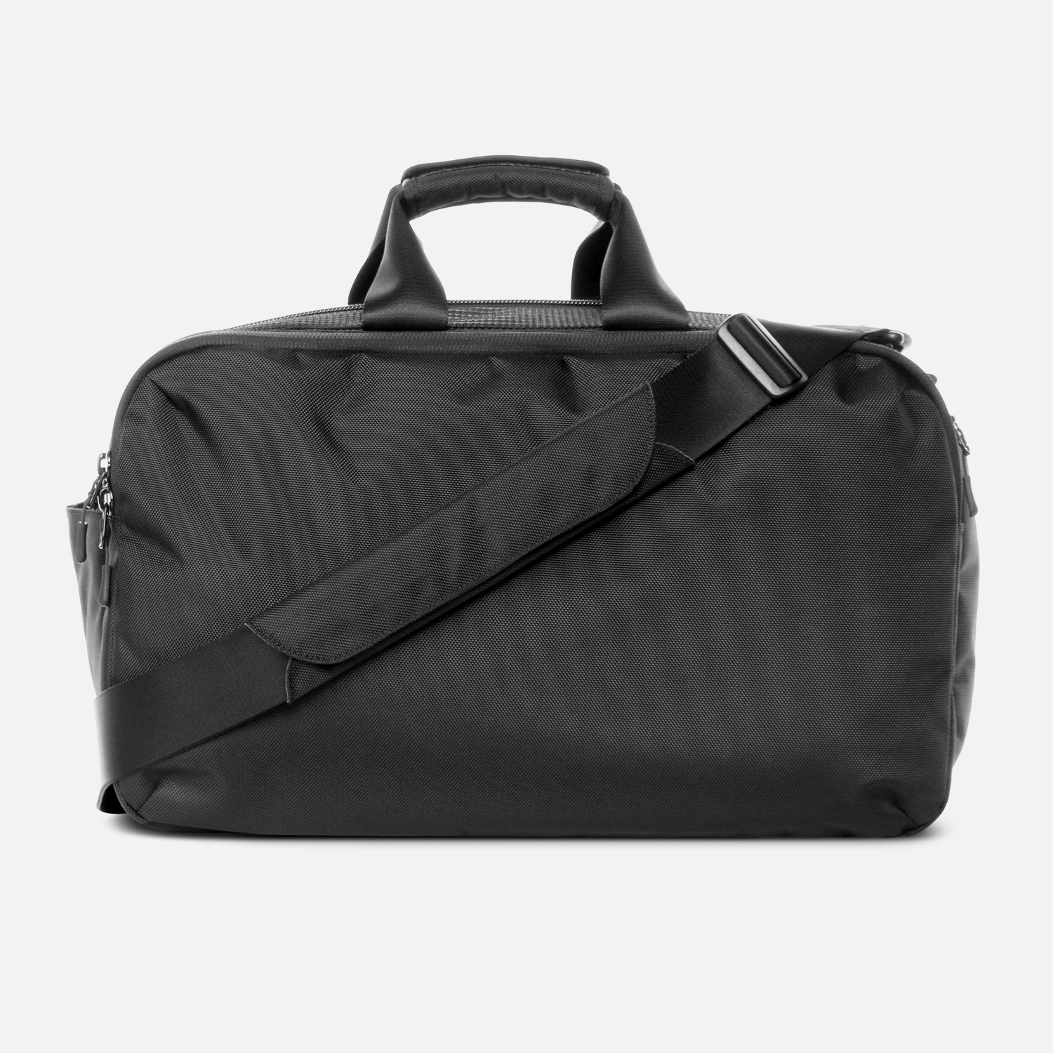 Gym Duffel - Black — Aer | Modern gym bags, travel backpacks and laptop ...