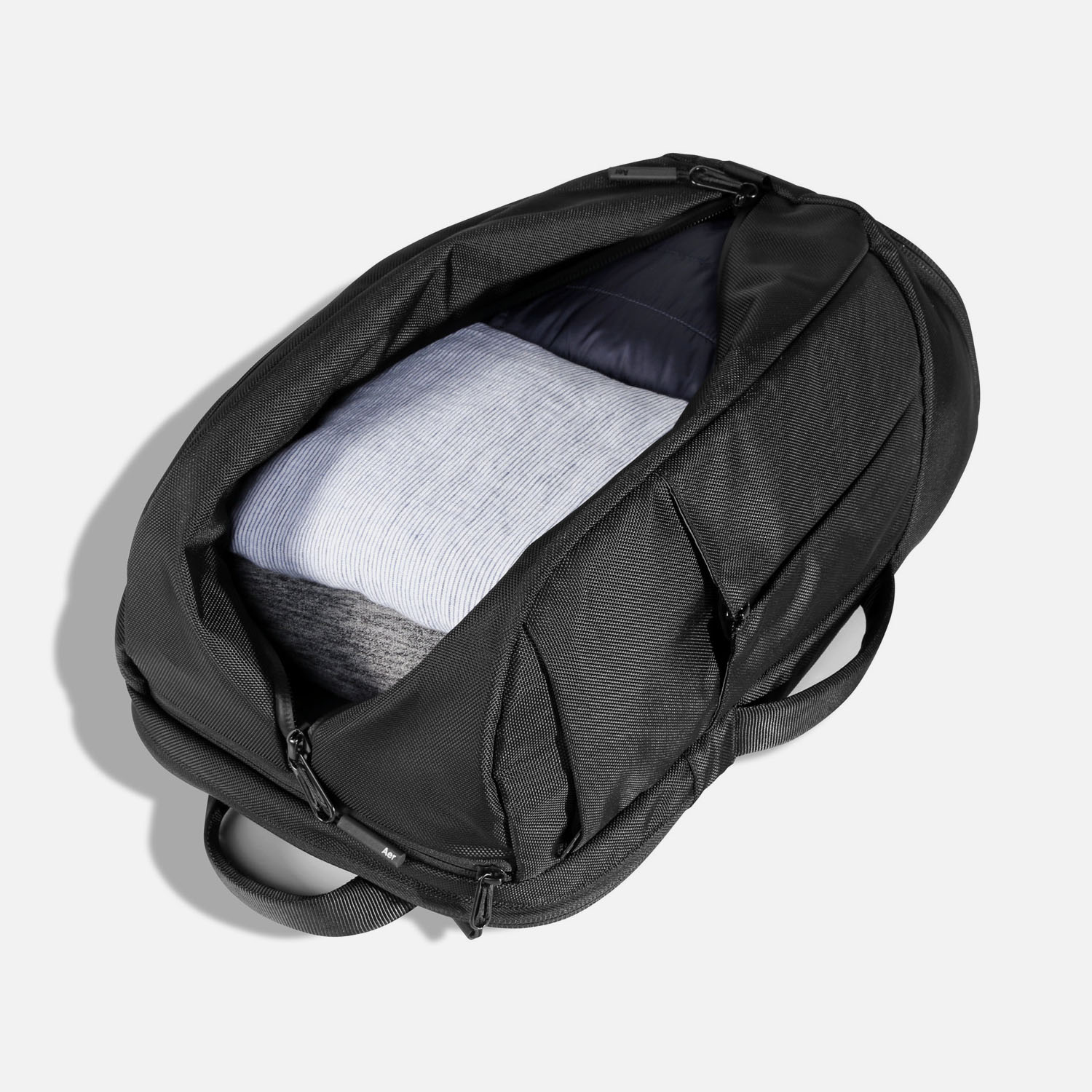 Duffel Pack 2 - Black — Aer | Modern gym bags, travel backpacks