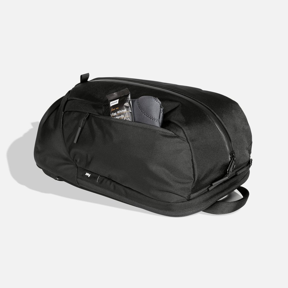 Duffel Pack 2 - Black — Aer | Modern gym bags, travel backpacks 