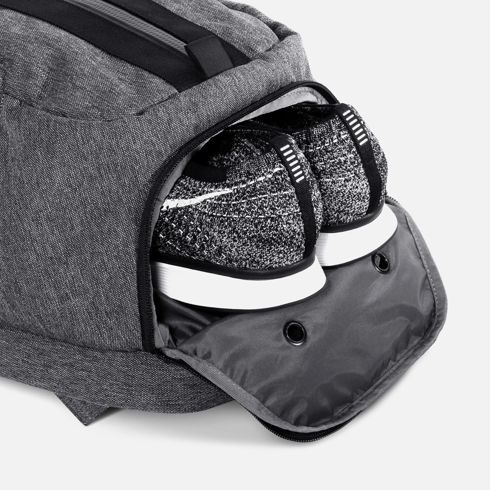 aer00014_duffelpack_shoes.jpg