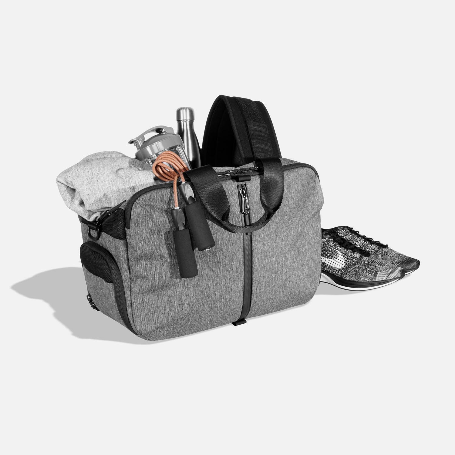 Gym Duffel 2 - Gray — Aer | Modern gym bags, travel backpacks and laptop backpacks designed for city travel Gym Duffel 2 - Gray — Aer | Modern gym bags, travel backpacks and laptop backpacks designed for city travel
