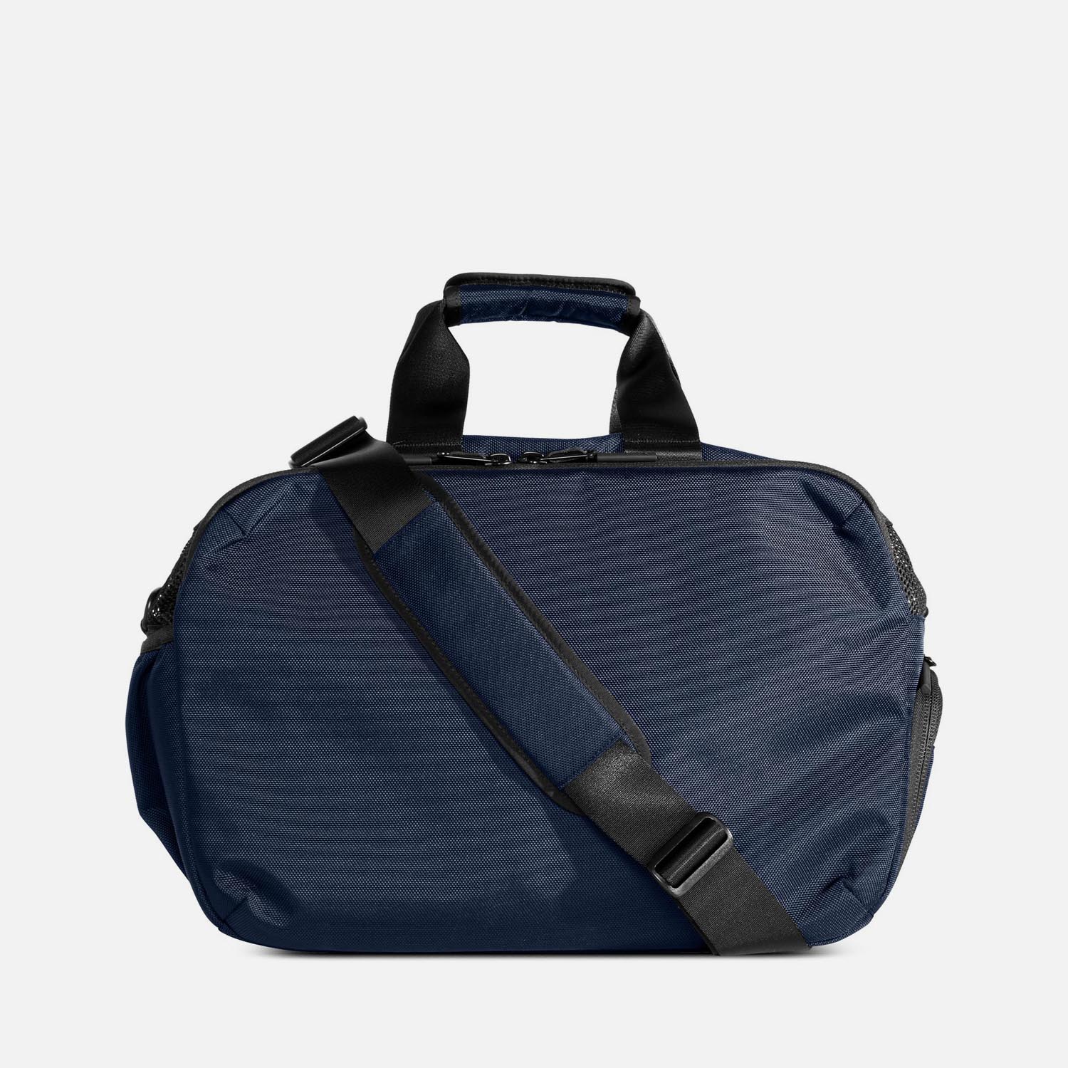Gym Duffel 2 - Navy — Aer | Modern gym bags, travel backpacks and ...