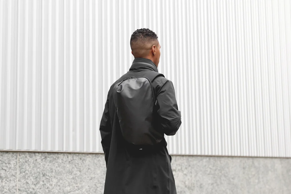 Tech Sling - Black — Aer | Modern gym bags, travel backpacks and