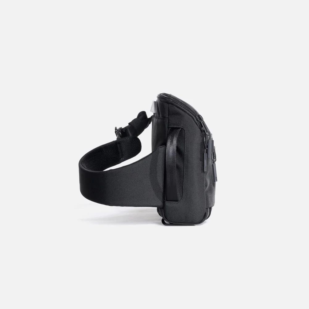 Travel Sling - Black — Aer | Modern gym bags, travel backpacks and