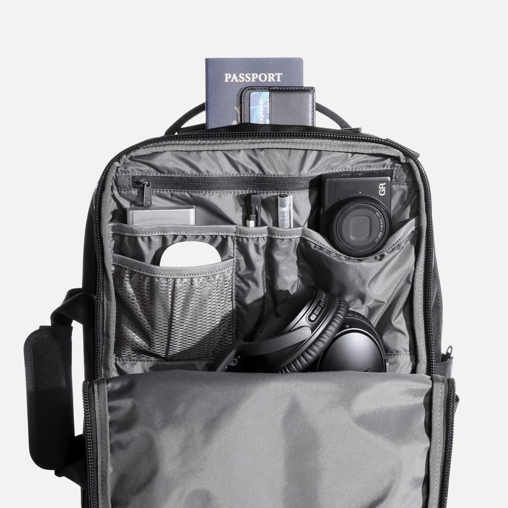 Flight Pack 2 - Black — Aer | Modern gym bags, travel backpacks 