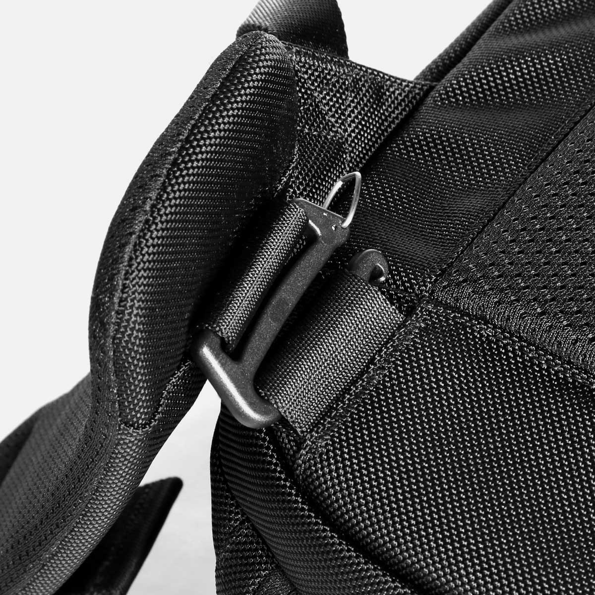 Hip Belt - Black — Aer | Modern gym bags, travel backpacks and laptop ...
