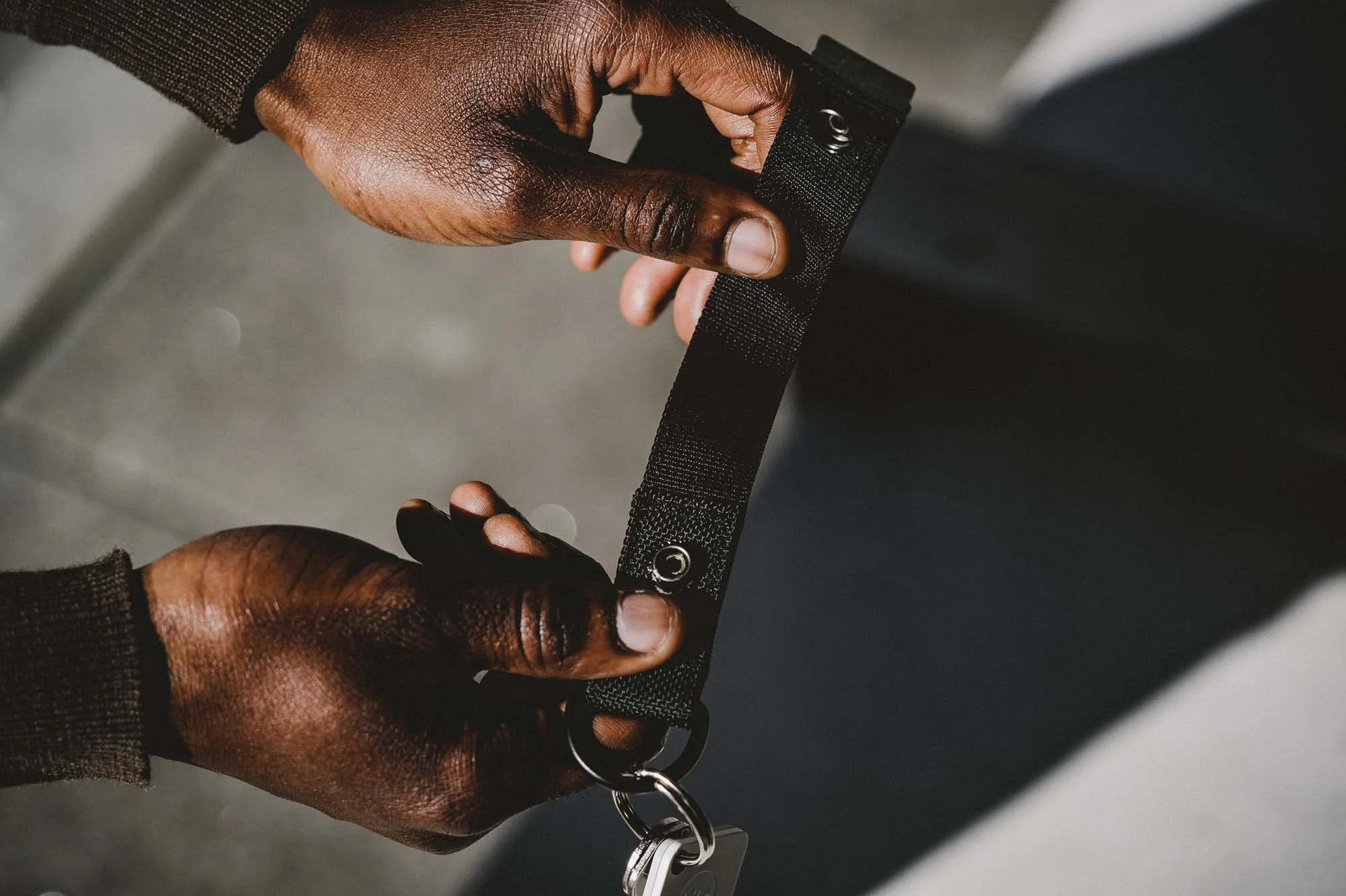 41003_keychain_black_open.jpg