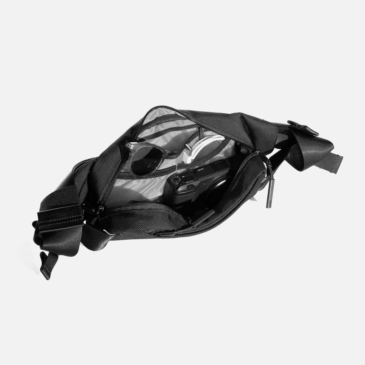 City Sling - Black — Aer | Modern gym bags, travel backpacks and 
