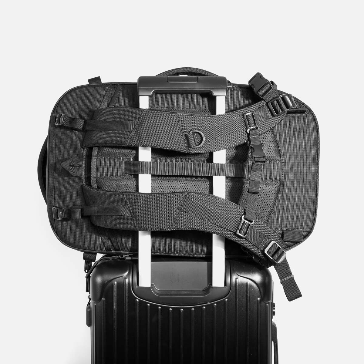 Luggage handle pass through for convenient carry.