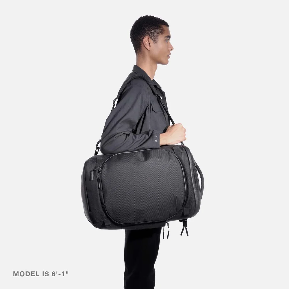 Capsule Pack Max - Black — Aer | Modern gym bags, travel backpacks 