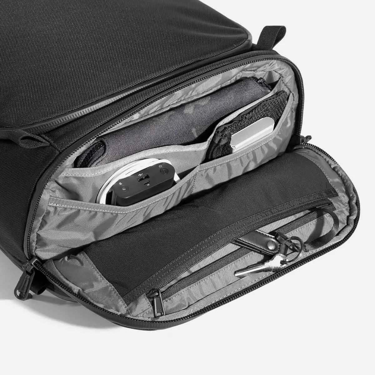 Top compartment for your on-the-go essentials.