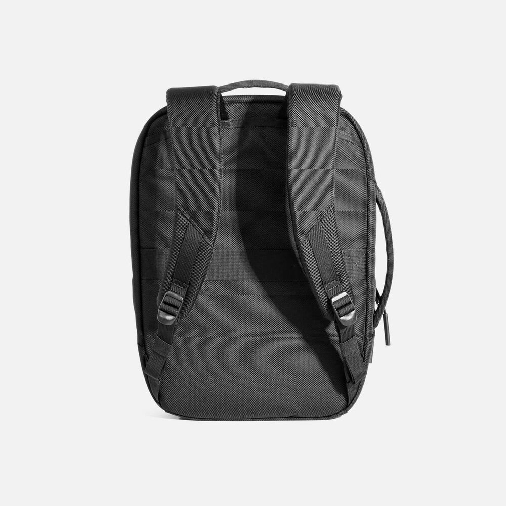 Slim Pack - Black — Aer | Modern gym bags, travel backpacks and laptop  backpacks designed for city travel